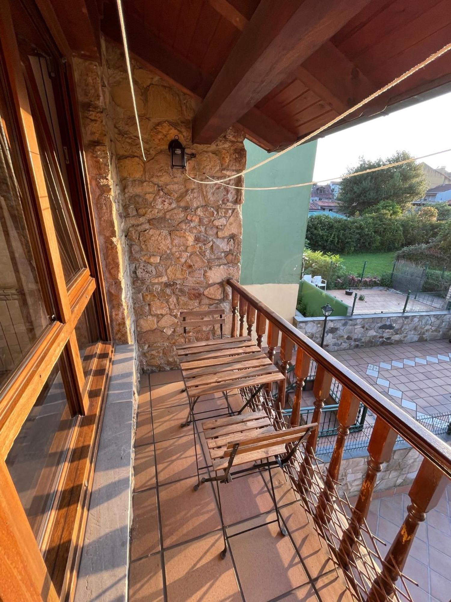 شقة La Santina Y Su Balcon أفيليس المظهر الخارجي الصورة